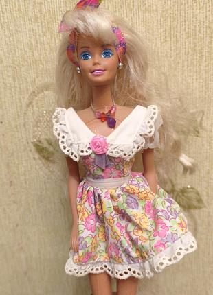 Винтажная коллекционная кукла 1995 russell stover candies barbie