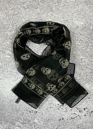 Шелковый шарф-платок alexander mcqueen skull silk scarf