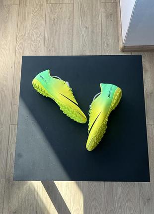 Сороконіжки nike 2
