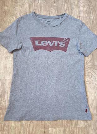 Футболка женская levi's