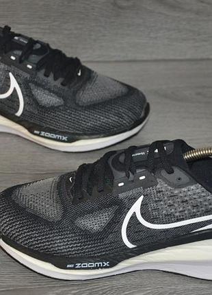 Продам кросівки фірма nike vomero 17.