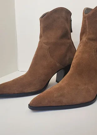 Ботинки zara замшеві