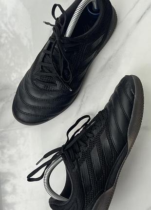 Футзалки adidas