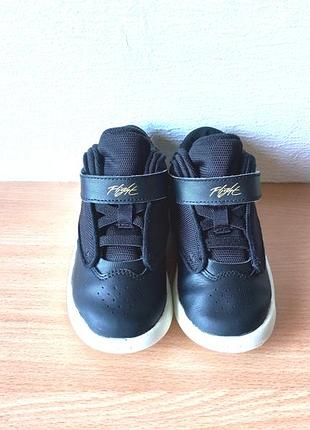 Отличные хайтопы кроссовки jordan 27 р. стелька 17,5 см.