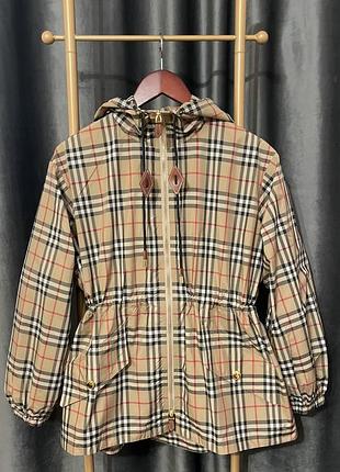 Ветровка burberry l/xl новая с бирками и полной упаковкой