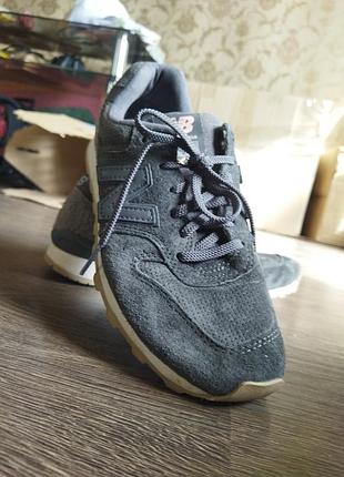 Кросівки new balance замшеві