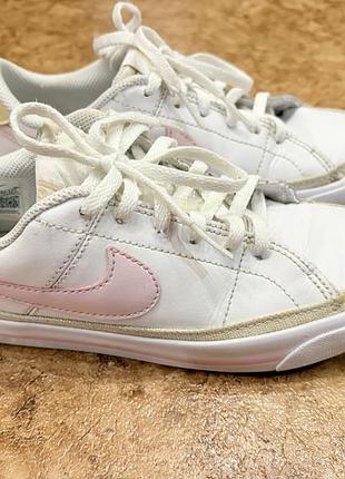 Кросівки дитячі nike білі з рожевим, розмір 35.5, довжина устілки 22.5 см