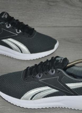 Продам кроссовки фирма reebok.