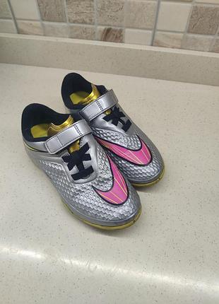Бутси дитячі nike сороконіжки сріблясті з рожевим, розмір 30