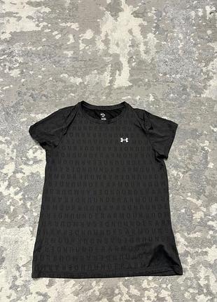 Жіноча спортивна футболка under armour