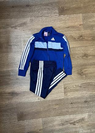 Спортивний костюм дитячий хлопчик/дівчинка adidas 3-stripes 7-8р. 122-128см.