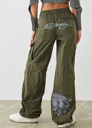 Нейлоновые брюки карго ed hardy x urban outfitters (s/m)