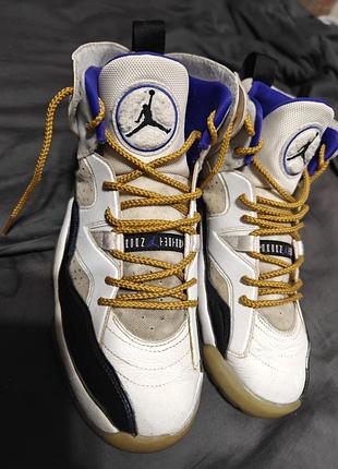 Jordan jumpman two trey
