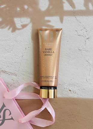 Лосьйон для тіла bare vanilla shimmer victoria’s secret