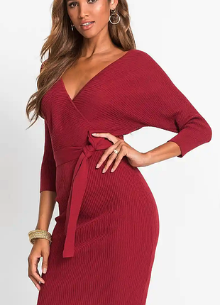 Брендовое вязаное платье с поясом "bonprix bodyflirt". размер eur38-40.