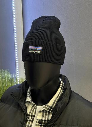Шапка patagonia чорна