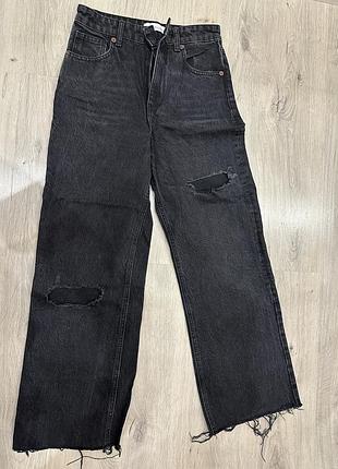 Джинси жіночі zara чорні рвані