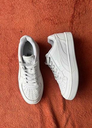 Кросівки фірми puma 36 розміру за устілкою 23 см.