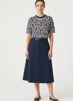 Стильный женский джемпер, трикотаж, marks &amp; spencer с растительным принтом, размер 12 (m/l).
в идеальном состоянии.