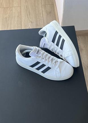 Кросівки adidas 5