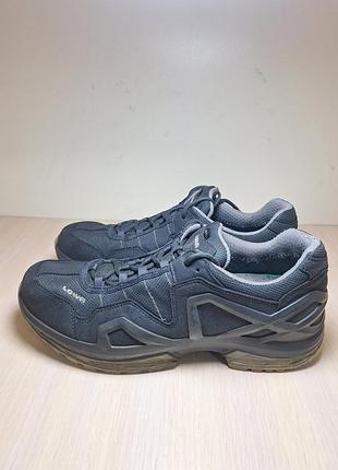 Кроссовки lowa gore-tex