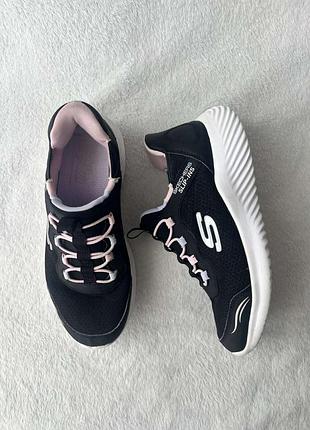 Кроссовки фирмы skechers 35 размера по стельке 23 см