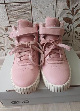 Кросівки жіночі puma carina mid рожеві