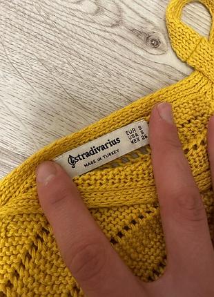 Кроп-топ жіночий stradivarius жовтий в'язаний