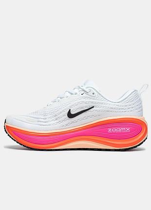 Спортивні кросівки nike vomero plus hv8154-104🤍🩷