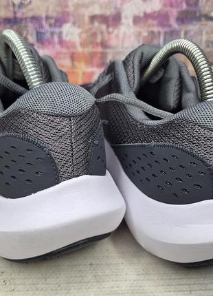 Кроссовки under armour charged 6