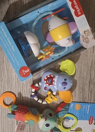 Фірмові іграшки: прорізувач літачок fisher price, підвіска зайчик tiny love, брязкальце коала vtech