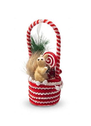 Фигурка новогодняя корзина вязаная с белкой 11*9*23см с-59