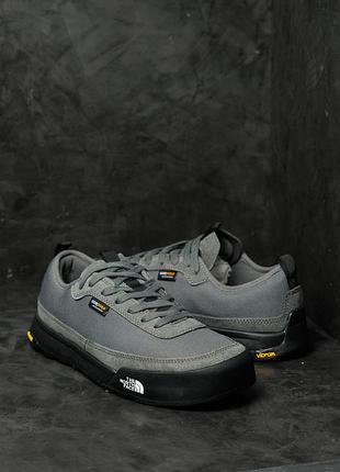 The north face clyffe trainers grey 2