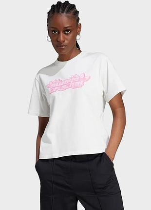 Футболка adidas жіноча білий