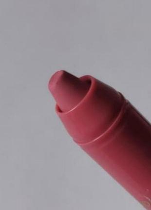 Помада олівець bourjois velvet pencil # 02 amou - rose новий ще є:
#01 nudifull
#04 less is brown 
 #05 red vintage 
 #07 rouge is carmin нові
