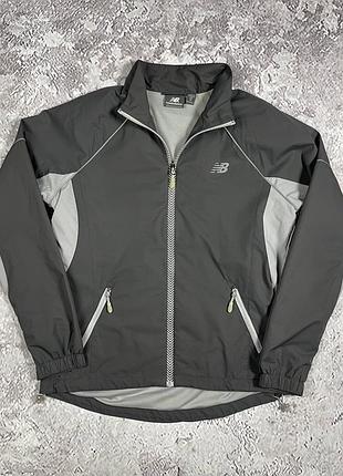 Вітровка new balance оригінал с-м розмір жіноча вітровка new balance куртка new balance