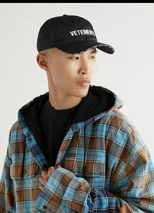 Кепка vetements чорна original 2