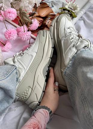 Кросівки жіночі nike zoom vomero roam white білі текстиль