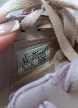 Шкіряні жіночі кросівки nike 10