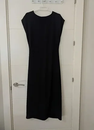 Чорна сукня міді від zara 6