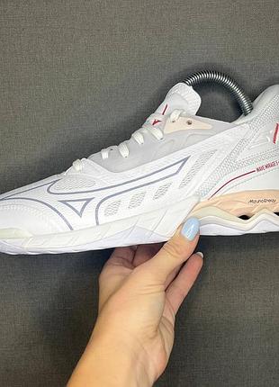 Кроссовки игровые mizuno wave mirage 5 38,5 р оригинал