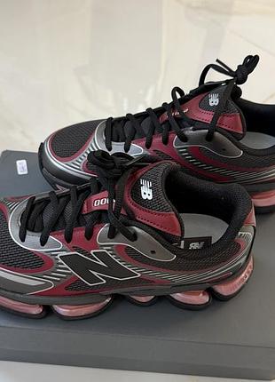 Кросівки чоловічі new balance 2000 чорні з бордовим