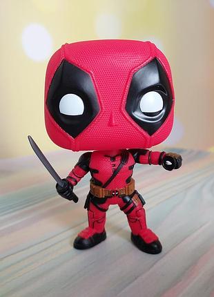 Коллекционная виниловая фигурка funko pop! marvel: deadpool