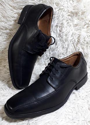 Шкіряні туфлі clarks, 42 розмір