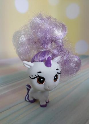Коллекционная минифигурка единорога bratz lil' angelz heavenly hair unicorn от компании mga entertainment