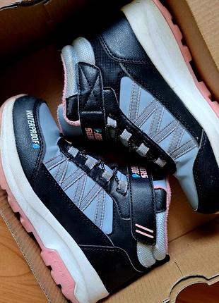 Черевики дитячі skechers waterproof чорно-рожеві 30 розмір