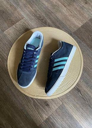 Кросівки жіночі adidas сині, 38 розмір, 24 см устілка, шкіра, замша