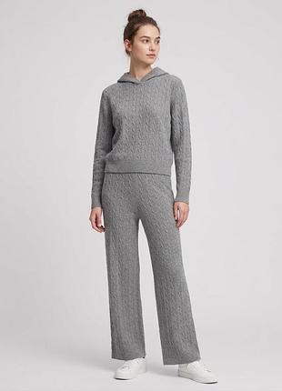 Костюм . костюм для прогулянок. uniqlo