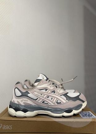 Кросівки чоловічі asics gel-nyc сірі/бежеві 42 / 26 см