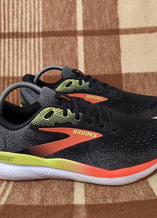 Чоловічі кросівки brooks